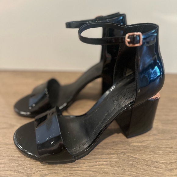 Alexander Wang patent leather sandals - Picture 5 of 12